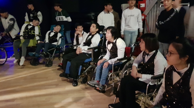 클릭시 확대이미지를 볼수 있습니다.